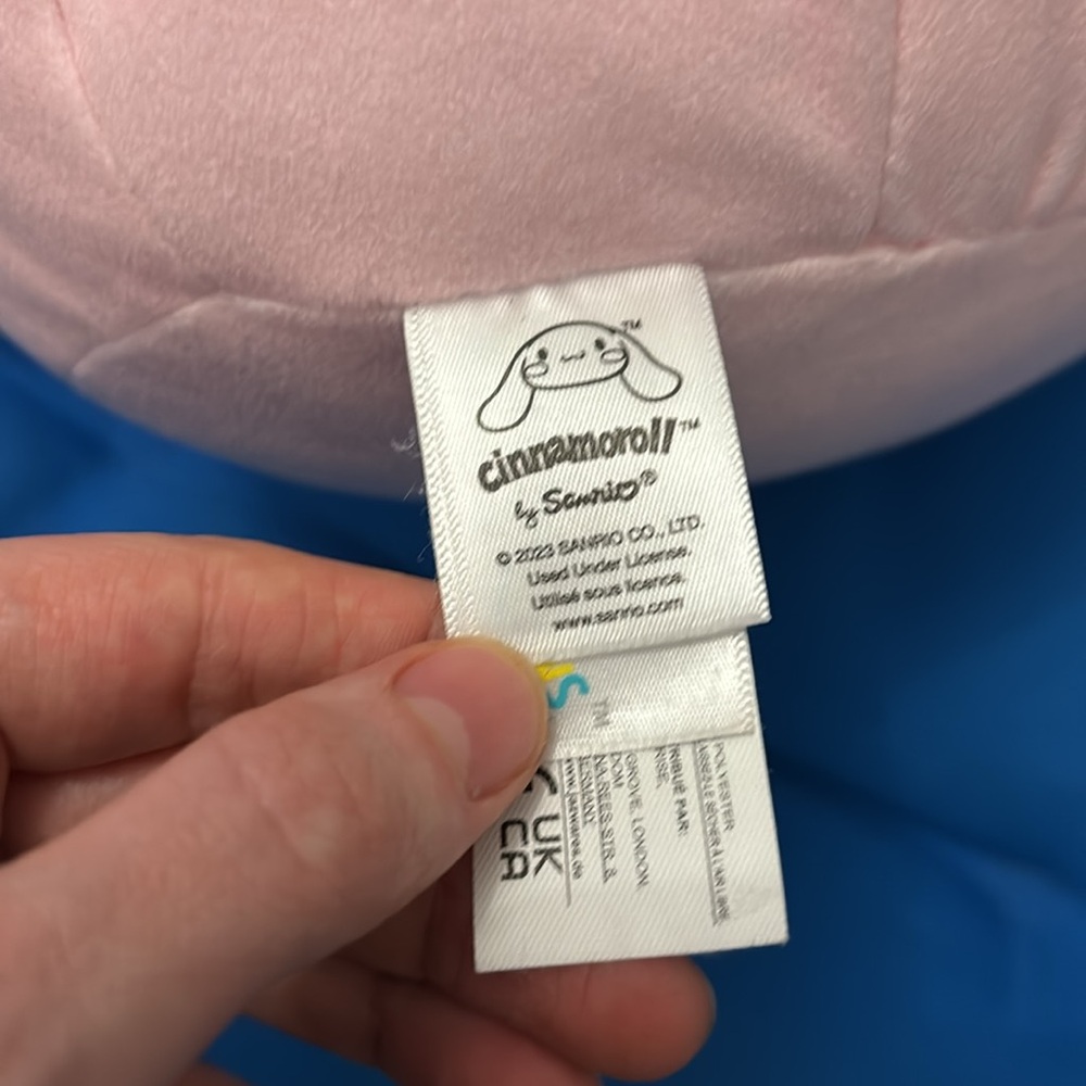 Original SquishMallows Cinnamon Roll Size 8 “ Inch Easter Themed NWOTS - Picture 3 of 6